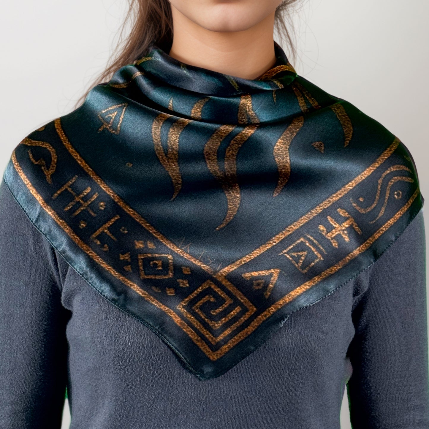 Maya silk square ‘K'an’ – Fertile Strength