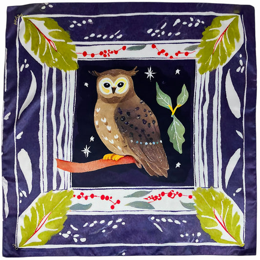 Ꭴꭻꭻ (Uguugu) - Quadratschal 66cm | Zeichen der Eule | Amerindian Totems | Akåsa Biarritz