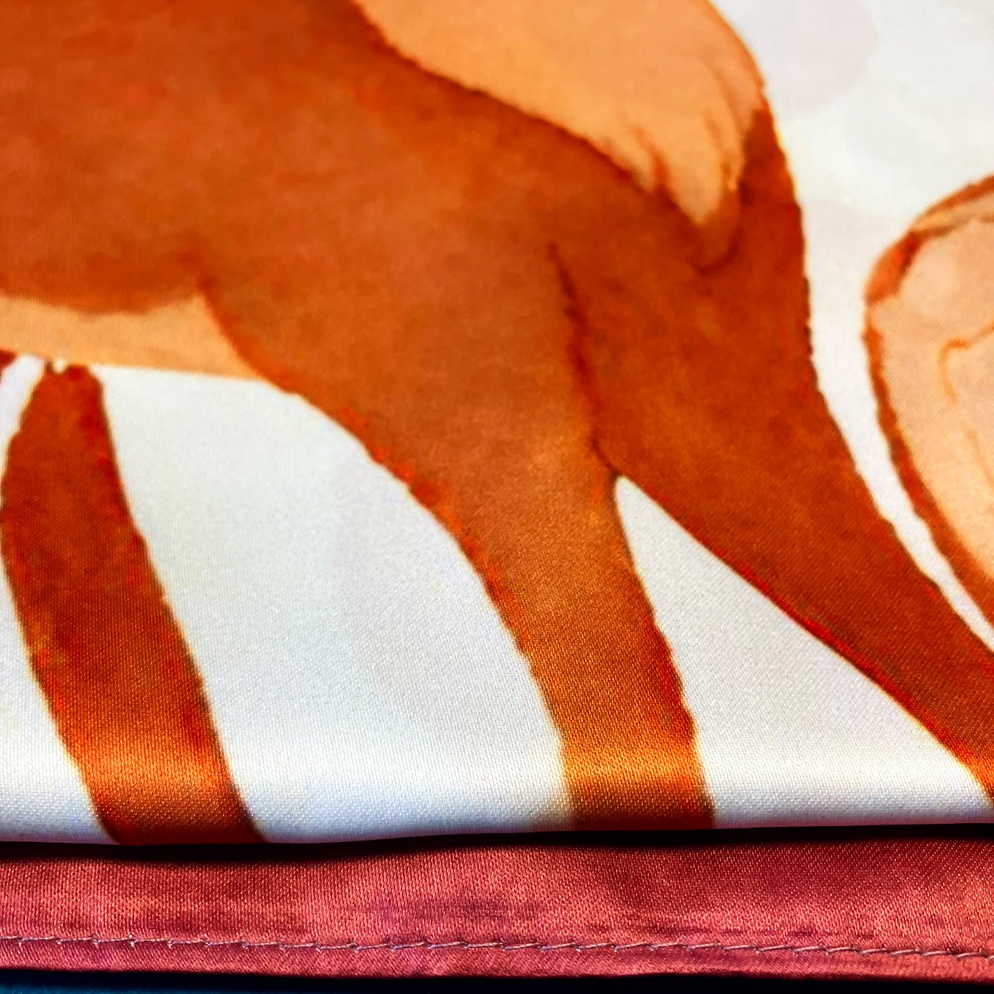 ᎠᏫ (Awi) - Foulard Carré 66cm | Signe du Cerf (21 mai - 20 juin) | Astrologie Amérindienne | AKÅSA Biarritz