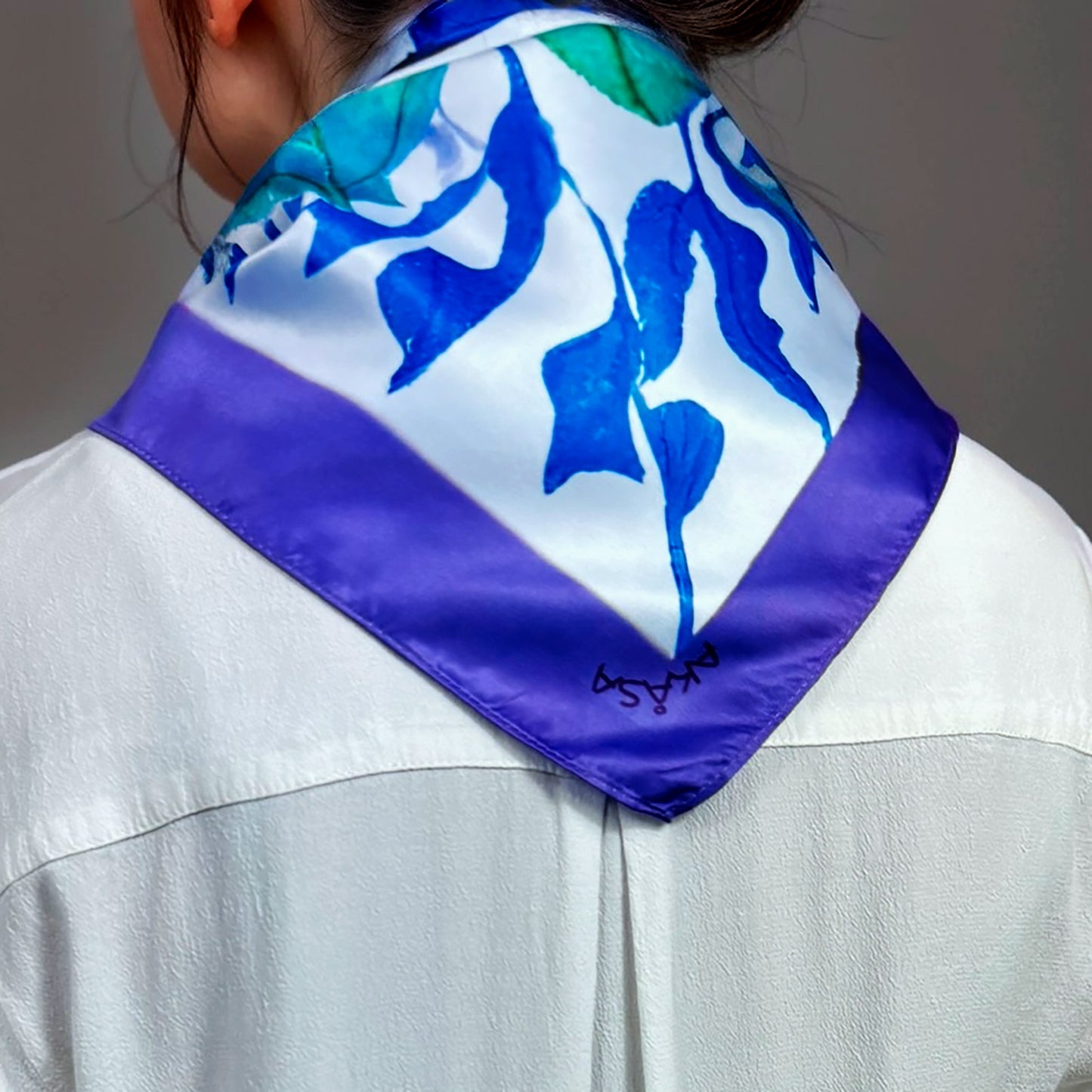 ᎪᎦ (Koga) - Foulard Carré 66cm | Signe du Corbeau (23 Septembre - 22 Octobre) | Astrologie Amérindienne | AKÅSA Biarritz