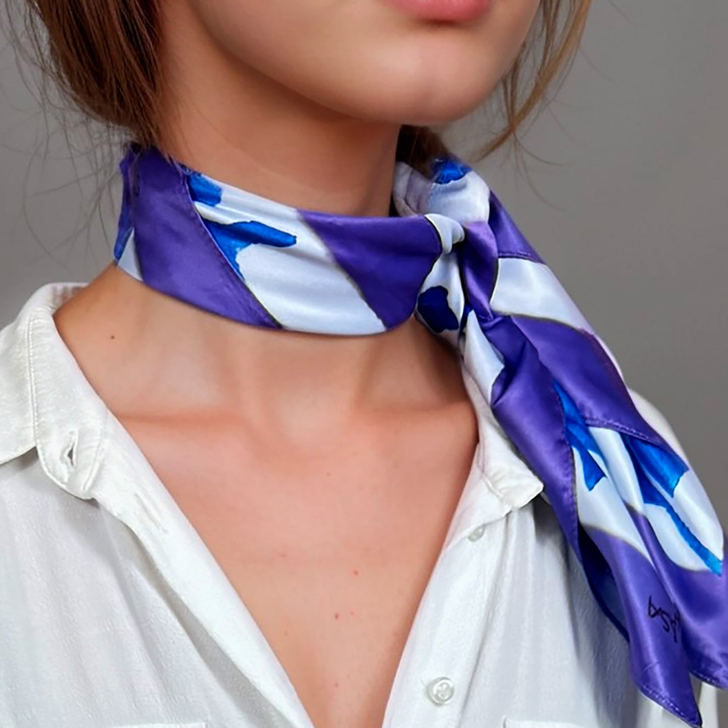 ᎪᎦ (Koga) - Foulard Carré 66cm | Signe du Corbeau (23 Septembre - 22 Octobre) | Astrologie Amérindienne | AKÅSA Biarritz