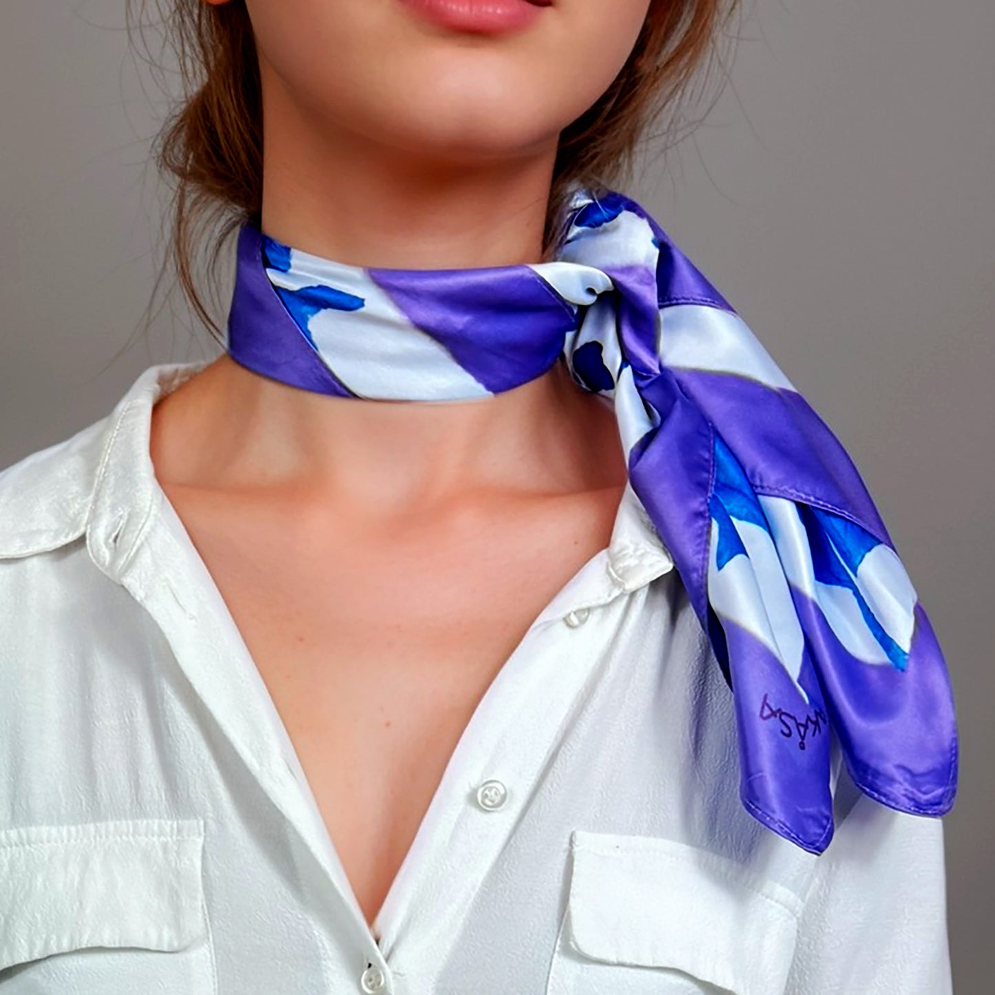 ᎪᎦ (Koga) - Foulard Carré 66cm | Signe du Corbeau (23 Septembre - 22 Octobre) | Astrologie Amérindienne | AKÅSA Biarritz