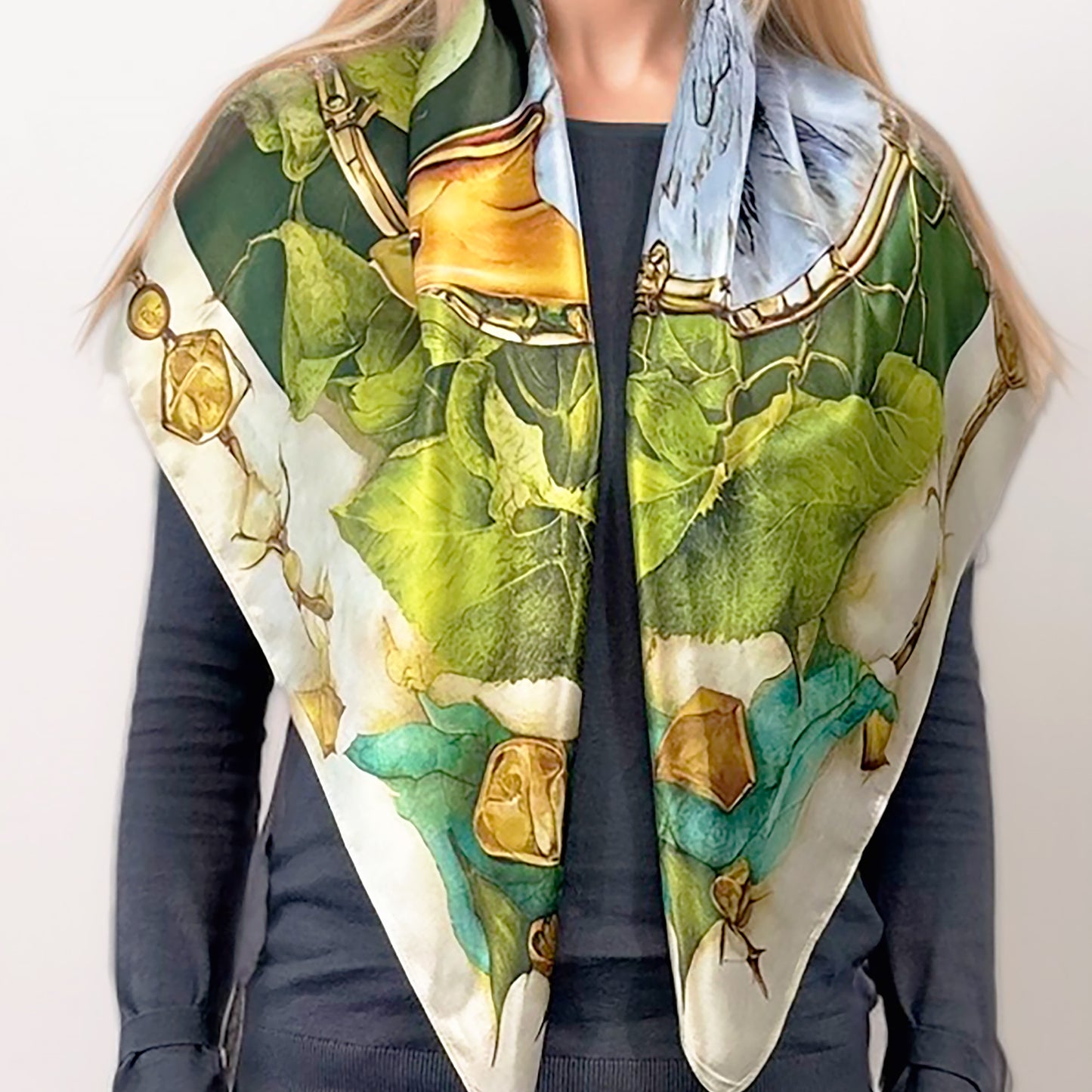 100% Silk Square - Maison AKÅSA Biarritz - ᏌᏌ - Sasa -(The Snow Goose)
