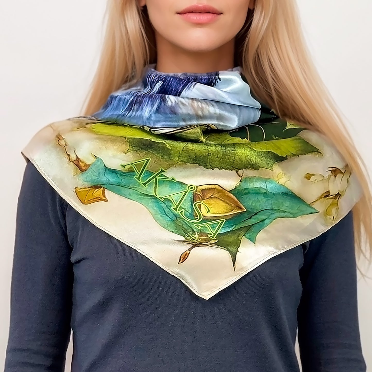 100% Silk Square - Maison AKÅSA Biarritz - ᏌᏌ - Sasa -(The Snow Goose)