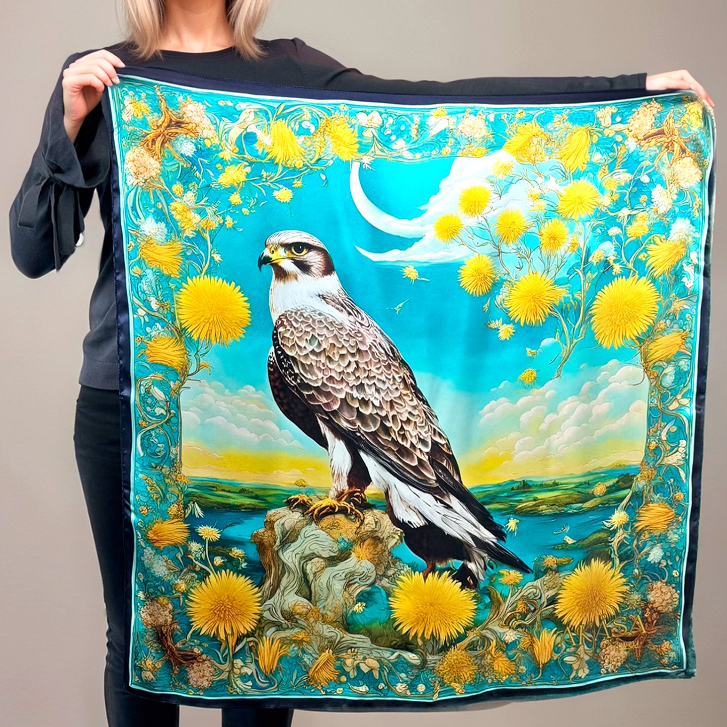 Silk Square 88 – Maison AKÅSA Biarritz – ᏔᏬᏗ –Tawodi – (Der Falke)