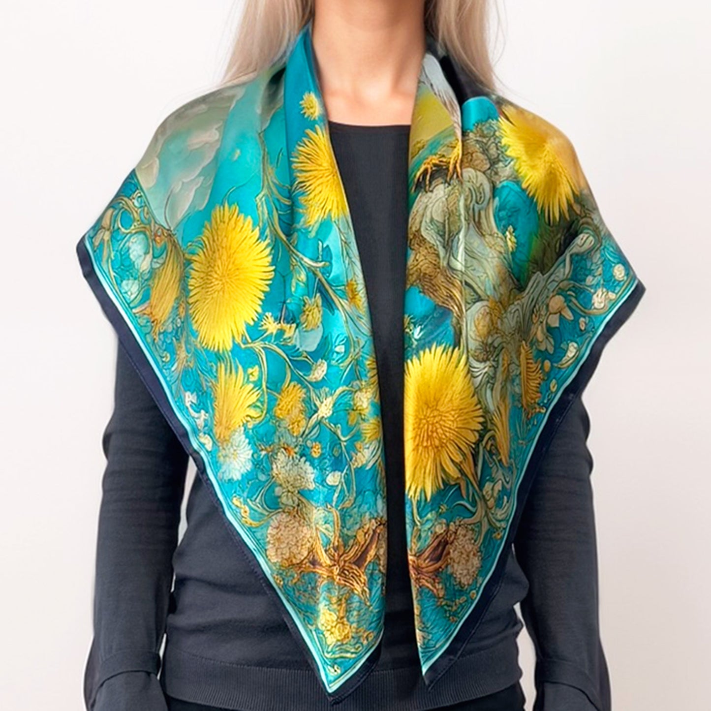 Silk Square 88 – Maison AKÅSA Biarritz – ᏔᏬᏗ –Tawodi – (Der Falke)