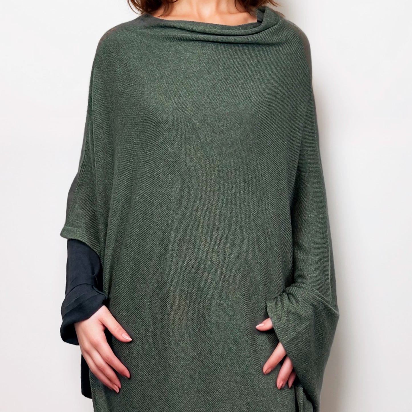 Poncho 100% Cachemire - Kashmir Luxe Authentique | Fabriqué en Inde | AKÅSA Biarritz