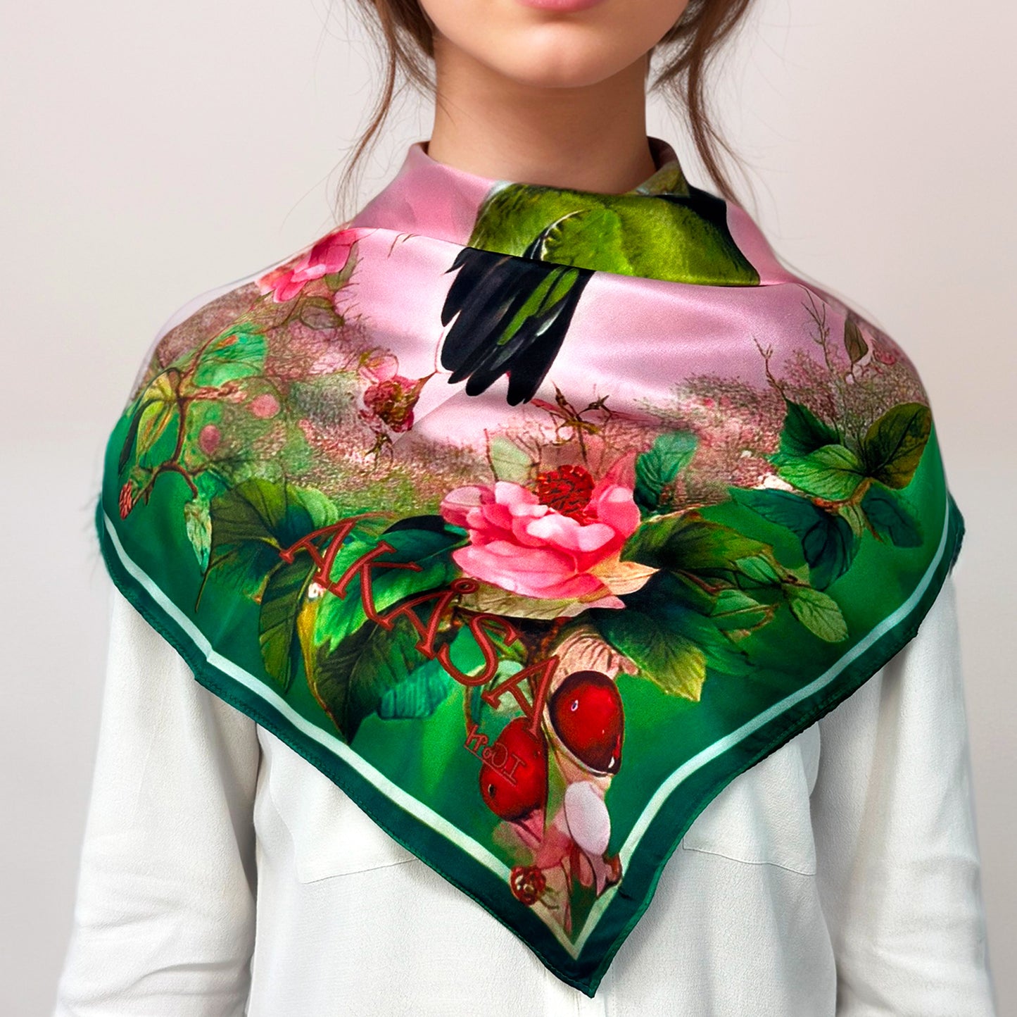 100% Silk Square - Maison AKÅSA Biarritz - ᏥᏍᏆ - Tsiqua (Le Pic Vert)