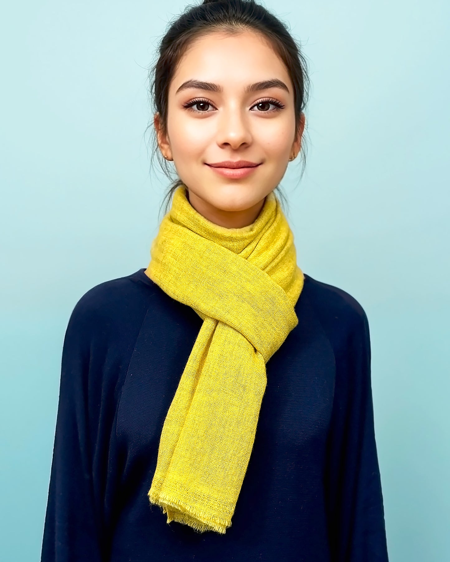 Écharpe en 100% Cachemire – Élégance et Confort (70cm x 2m) - Jaune