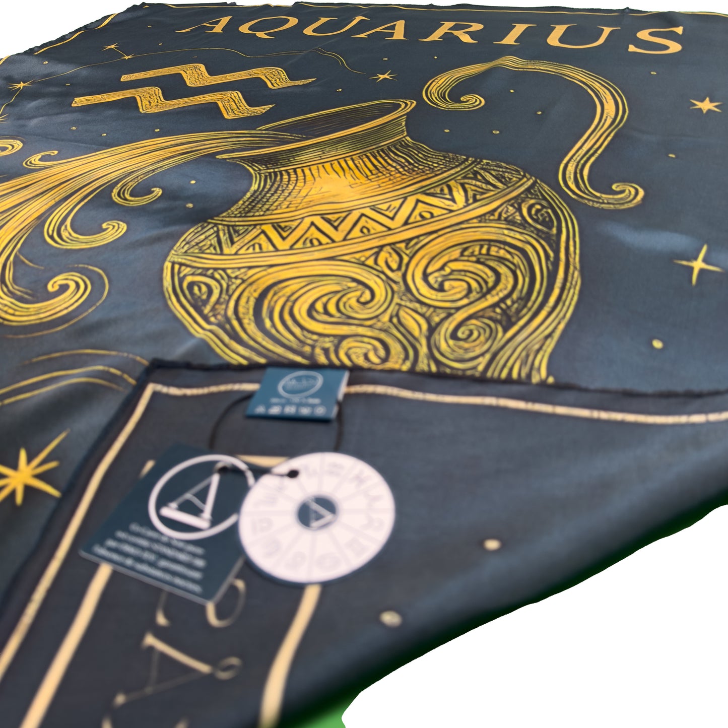 Carré de soie Aquarius – Zodiac Silk Constellation 88 cm