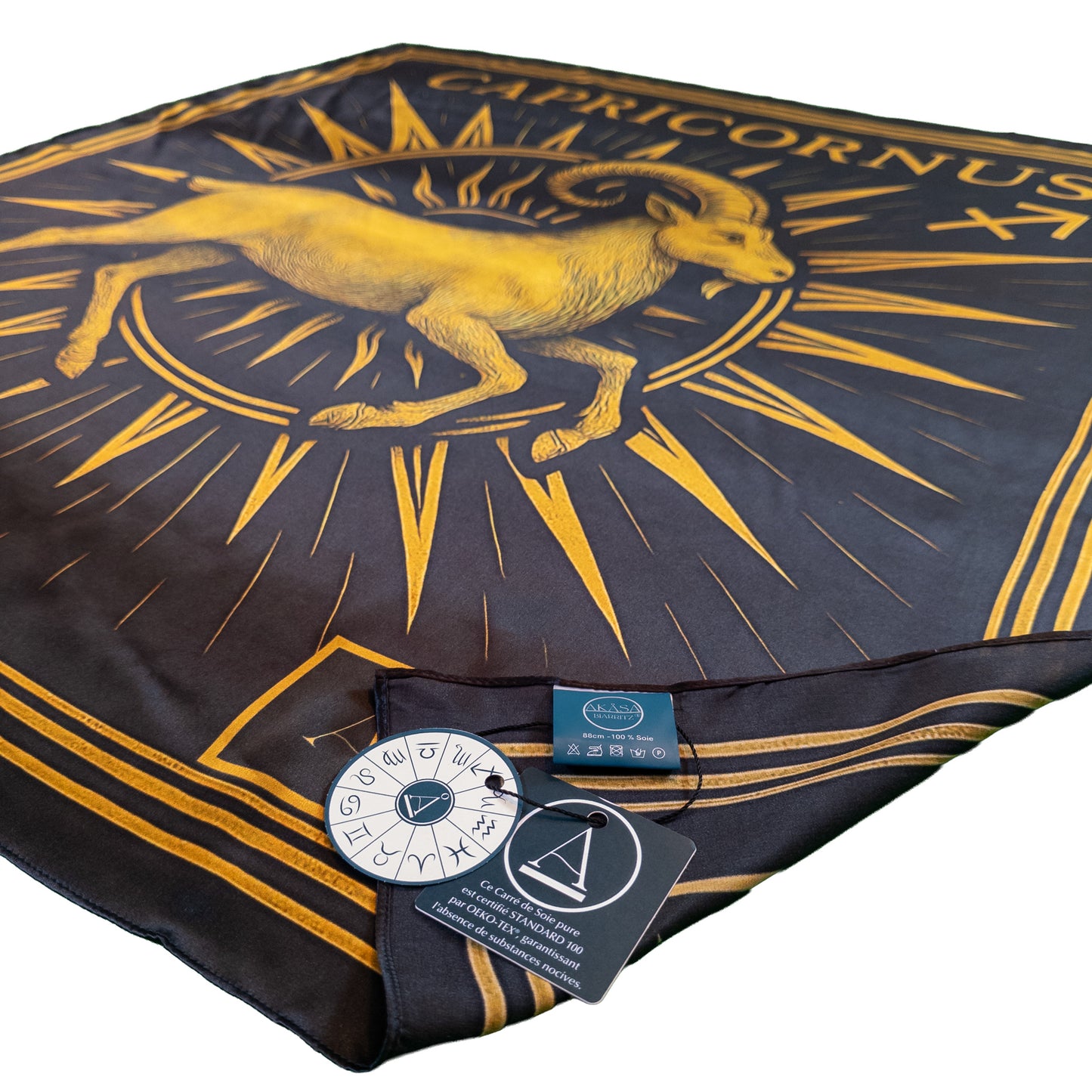 Carré de soie Capricornus – Zodiac Silk Constellation 88 cm