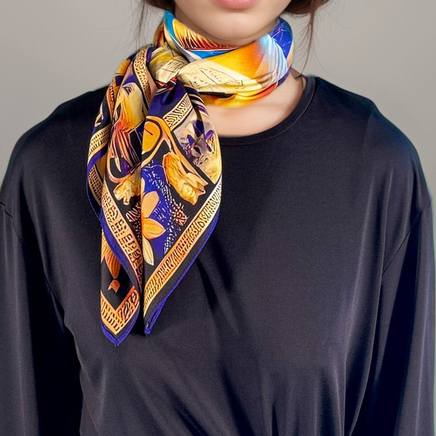 Carré 88 en Soie – Thot : Sagesse Ancestrale et Connaissance Éternelle