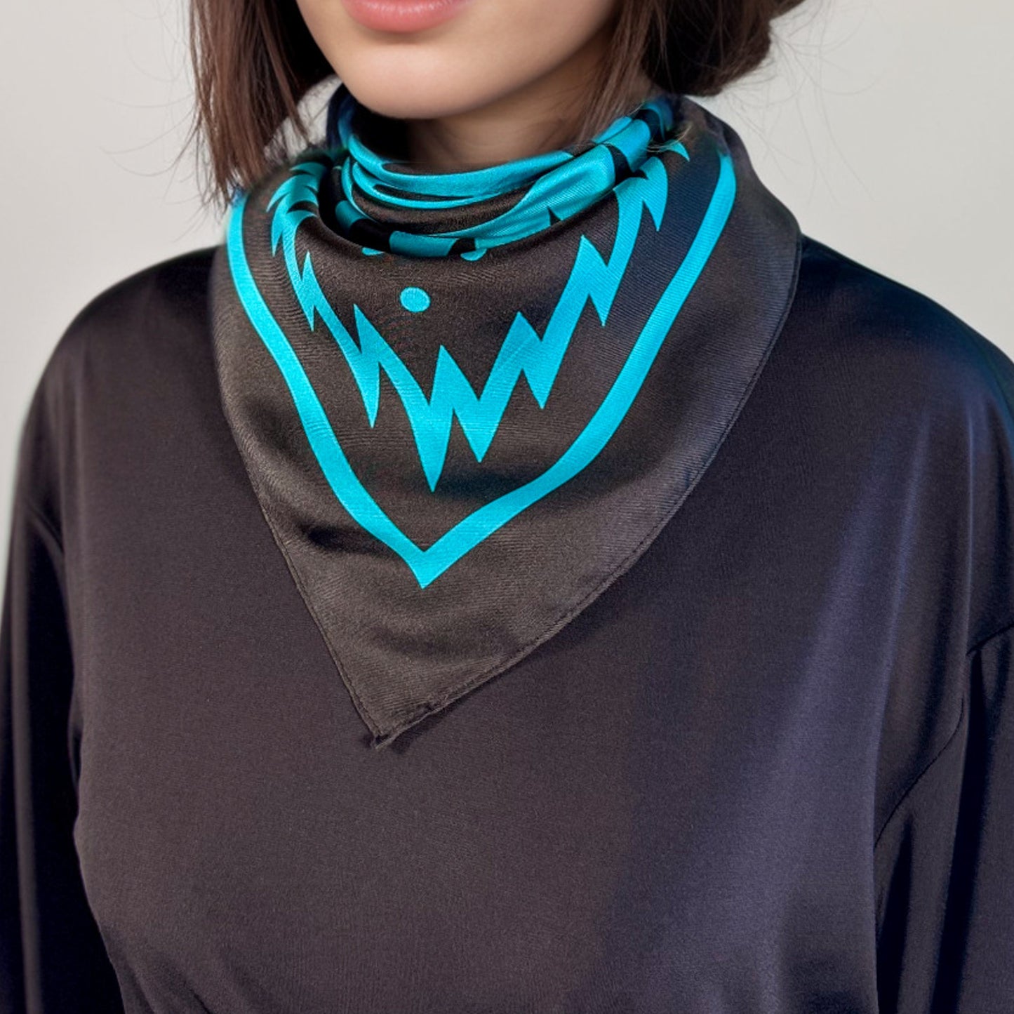 Carré de soie Maya Pop "Etz’nab’" – Miroir de Vérité