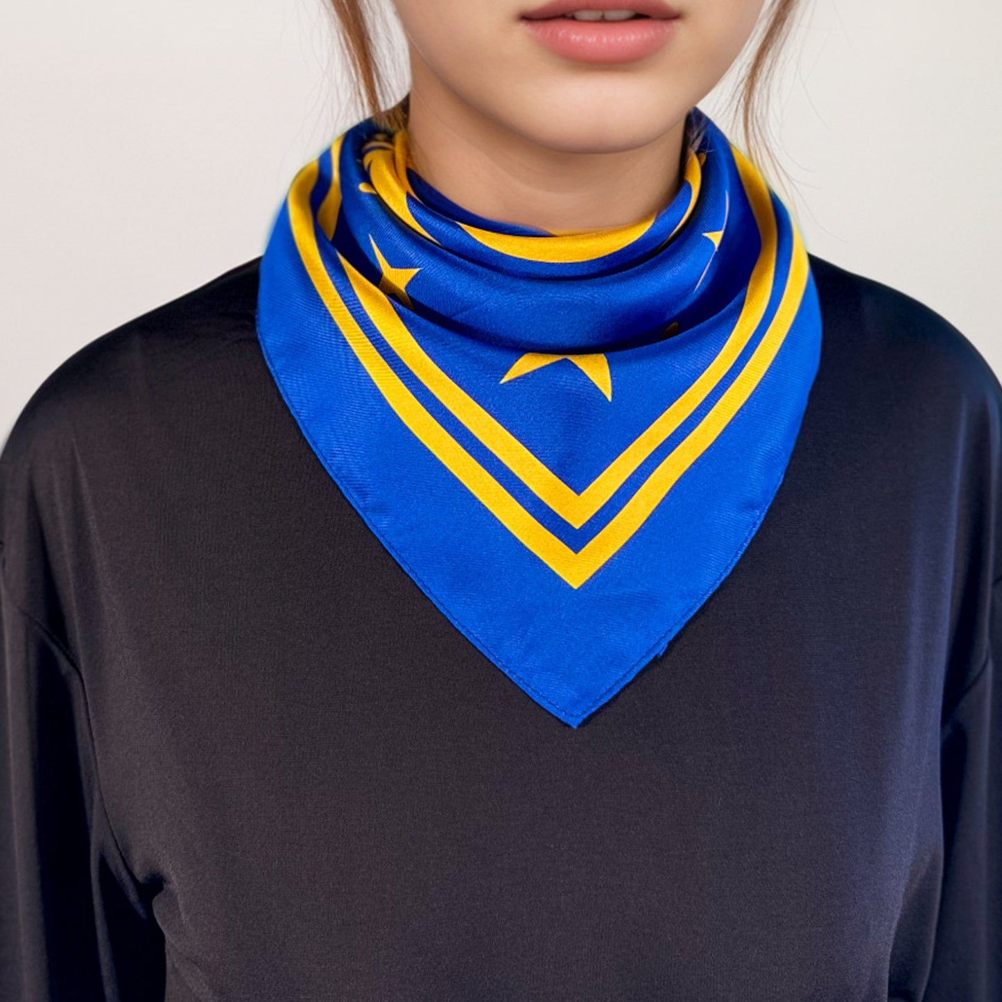 Carré de soie Maya Pop  "Ix" – Pouvoir Féminin Sacré