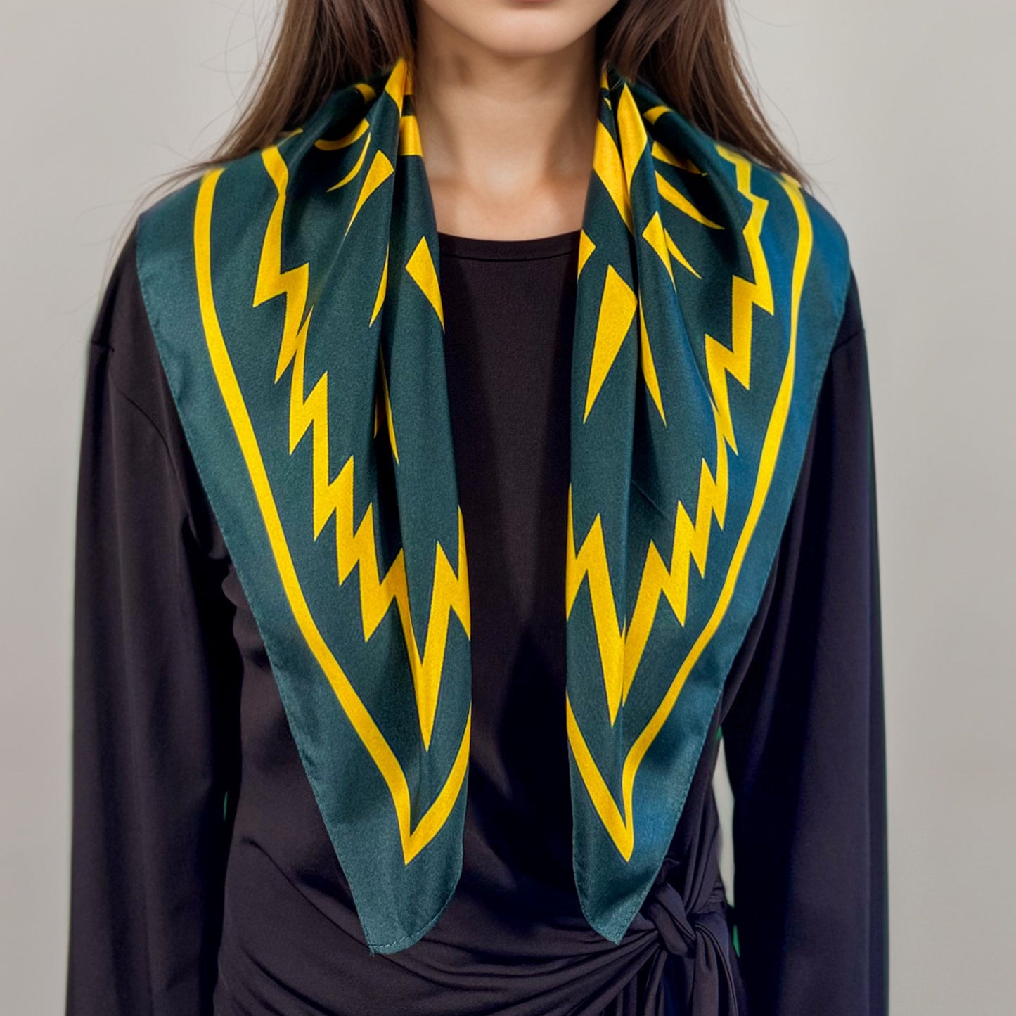 Pañuelo de seda Maya Pop "Kawak" – Trueno Purificador