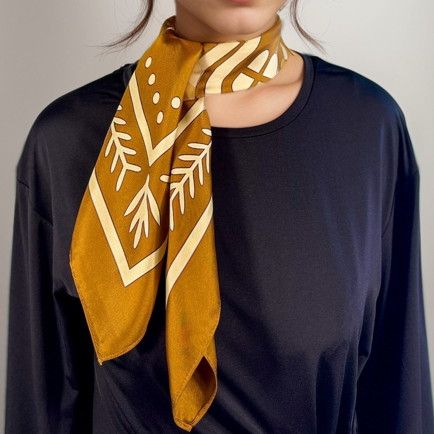 Carré de soie Maya Pop  "Cimi" – Renaissance et Libération