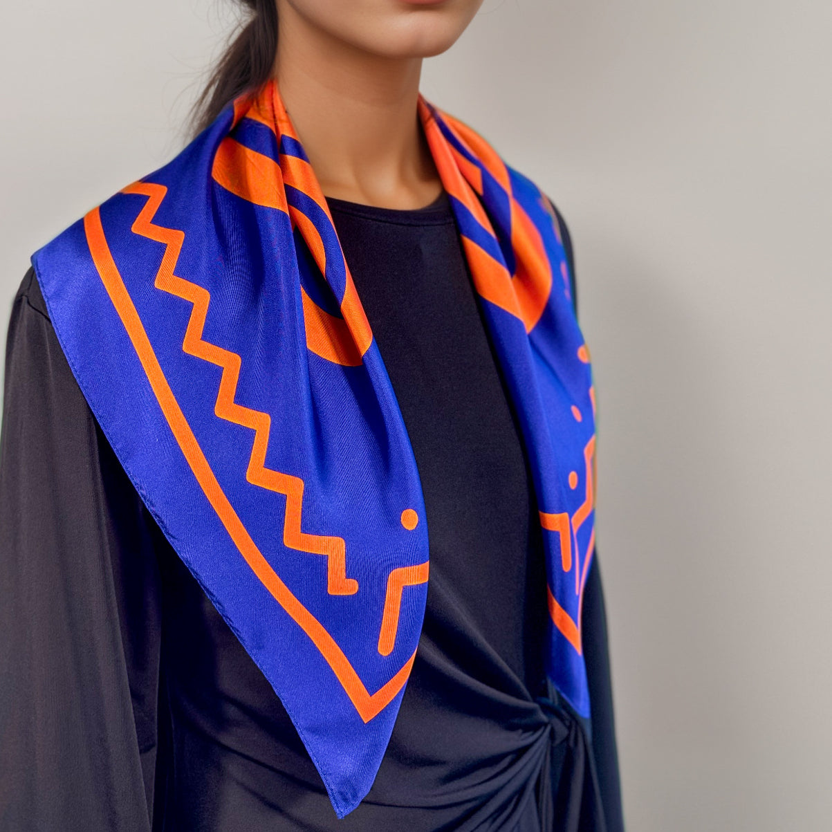 Carré de soie Maya Pop "Men" – Vision de l’Aigle