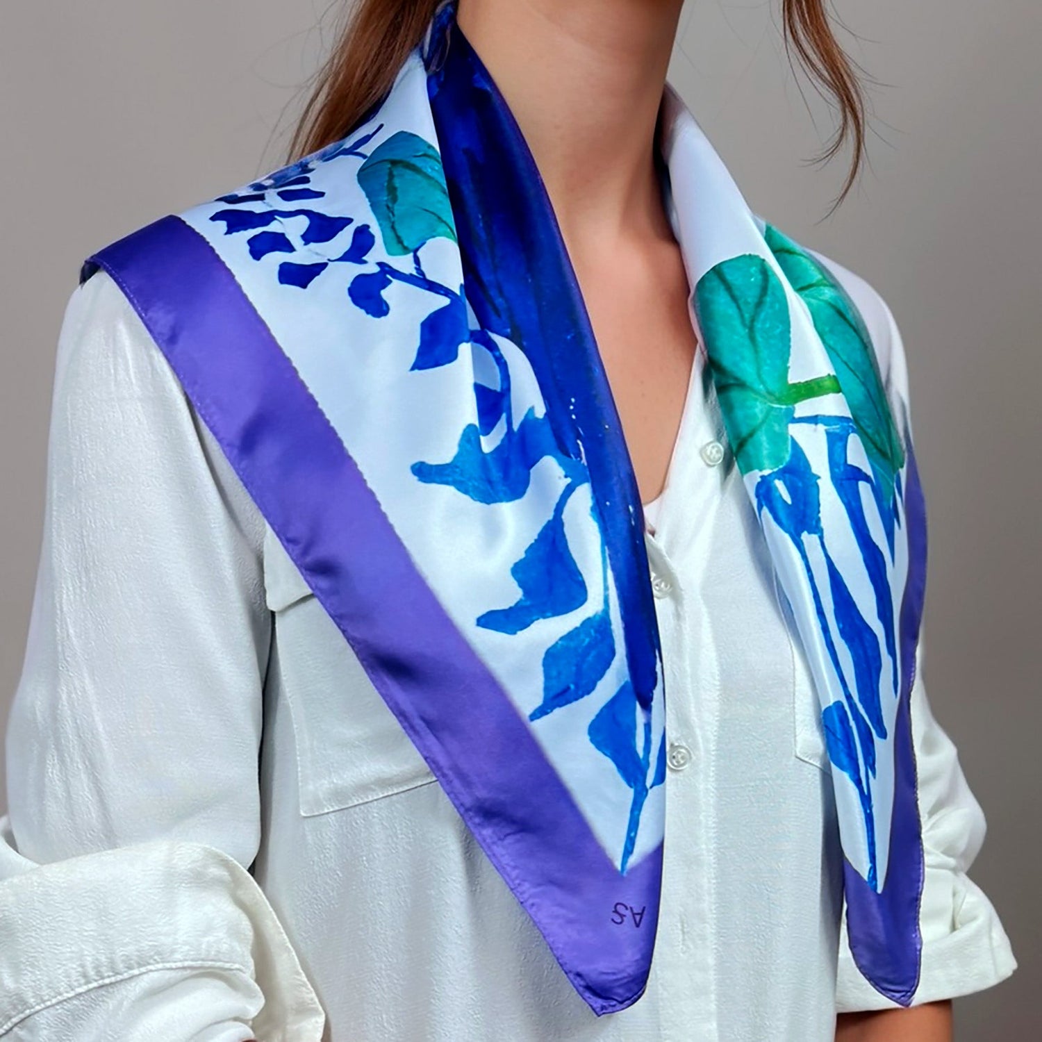 Totems Amérindiens - Foulards Carré 66 Satin Polyester 100 %
