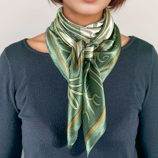 Maya silk square ‘B’en’ – Interior Pillar