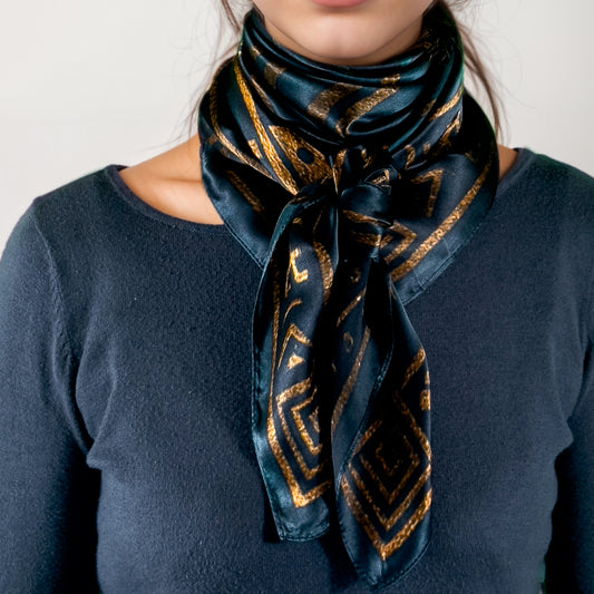 Maya silk square ‘K'an’ – Fertile Strength