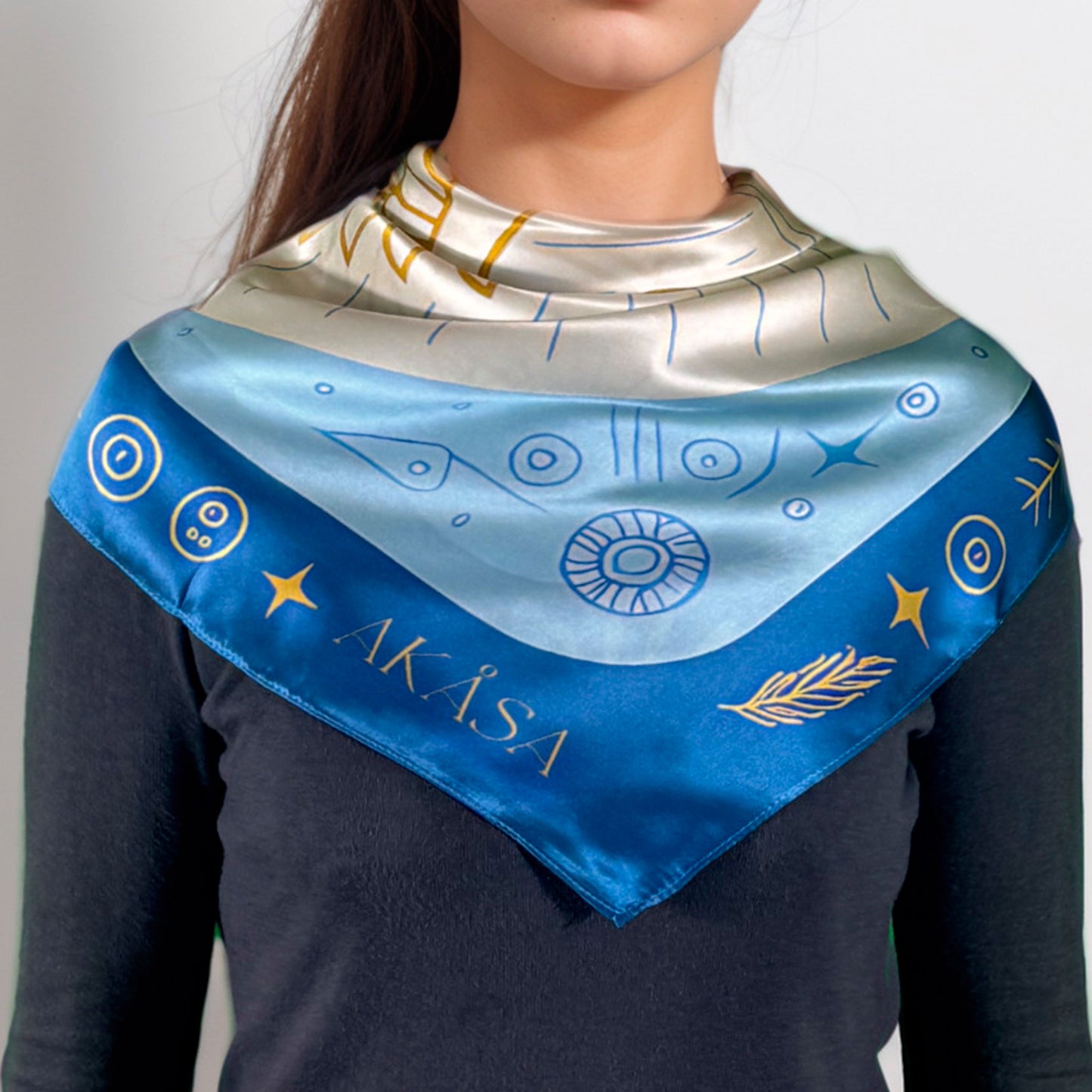 Maya silk square scarf ‘Men’ – Eagle Vision