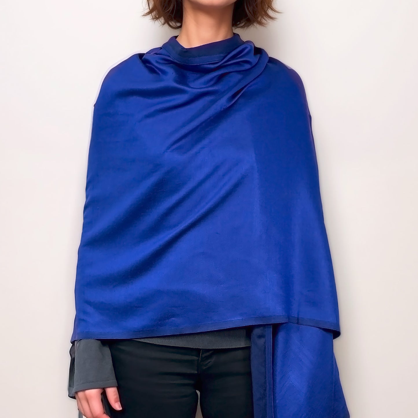 Étole Réversible en soie et laine – Bleu Royal