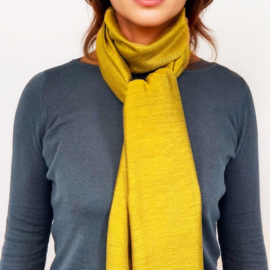Étole Réversible en soie et laine – Moutarde & Jaune Doré