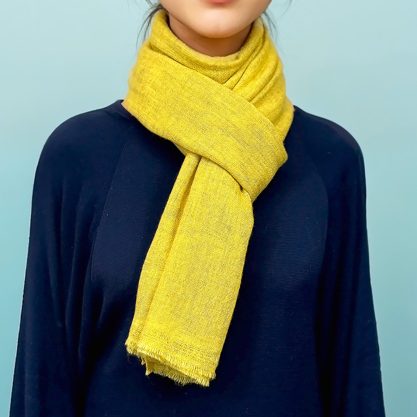 Écharpe en 100% Cachemire – Élégance et Confort (70cm x 2m) - Jaune