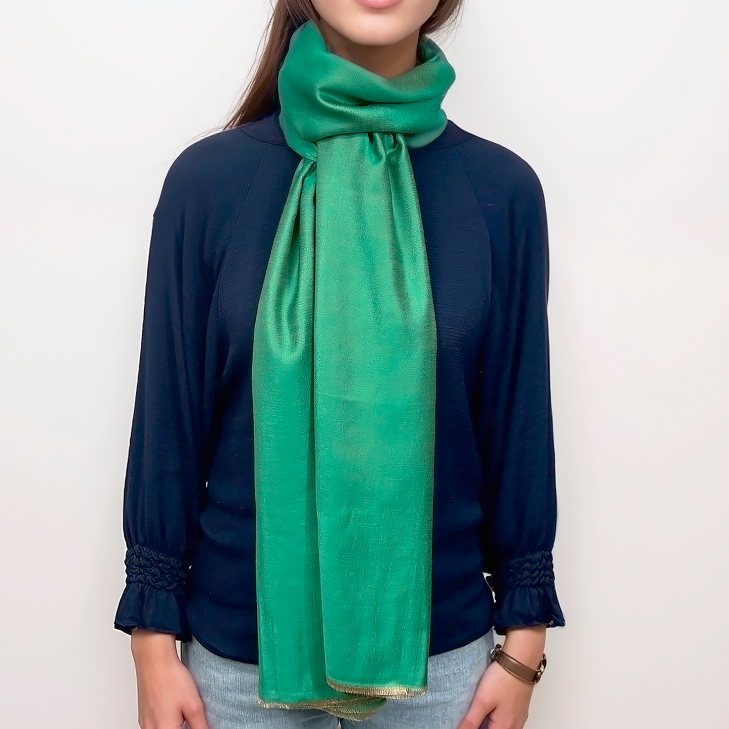 Étole Réversible en Soie et Laine – Vert Émeraude & Vert Doré