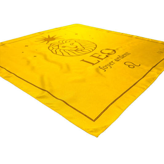 Carré de soie Leo – ZodiaPop 66 cm