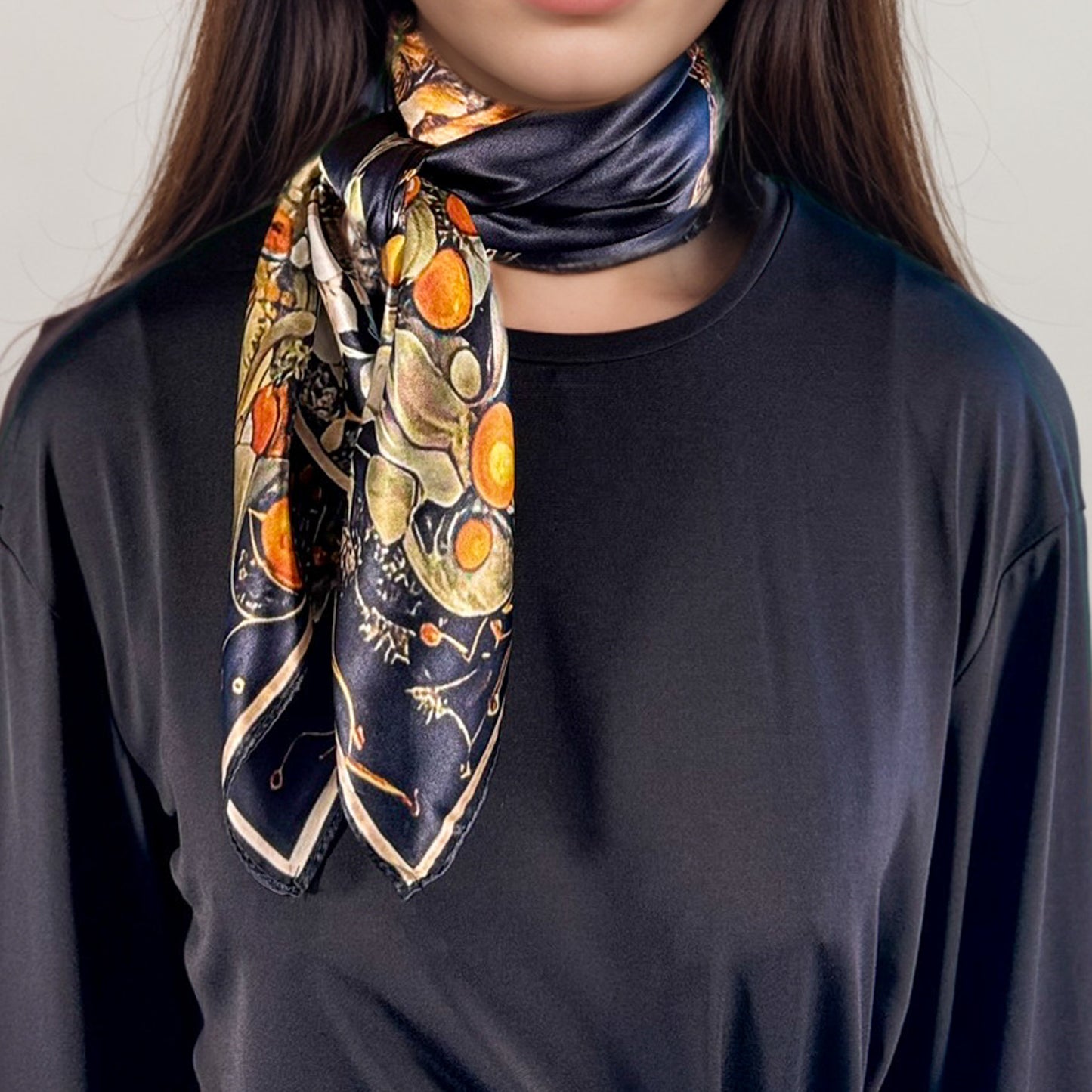 Carré de Soie 100% – Maison AKÅSA Biarritz – ᎤᎫᎫ – Ugugu – (La Chouette)