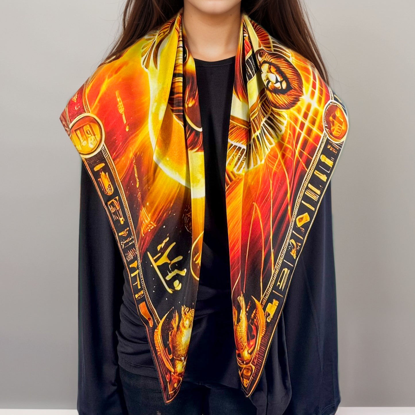 Carré 88 en Soie – Mout : Déesse Mère Protectrice