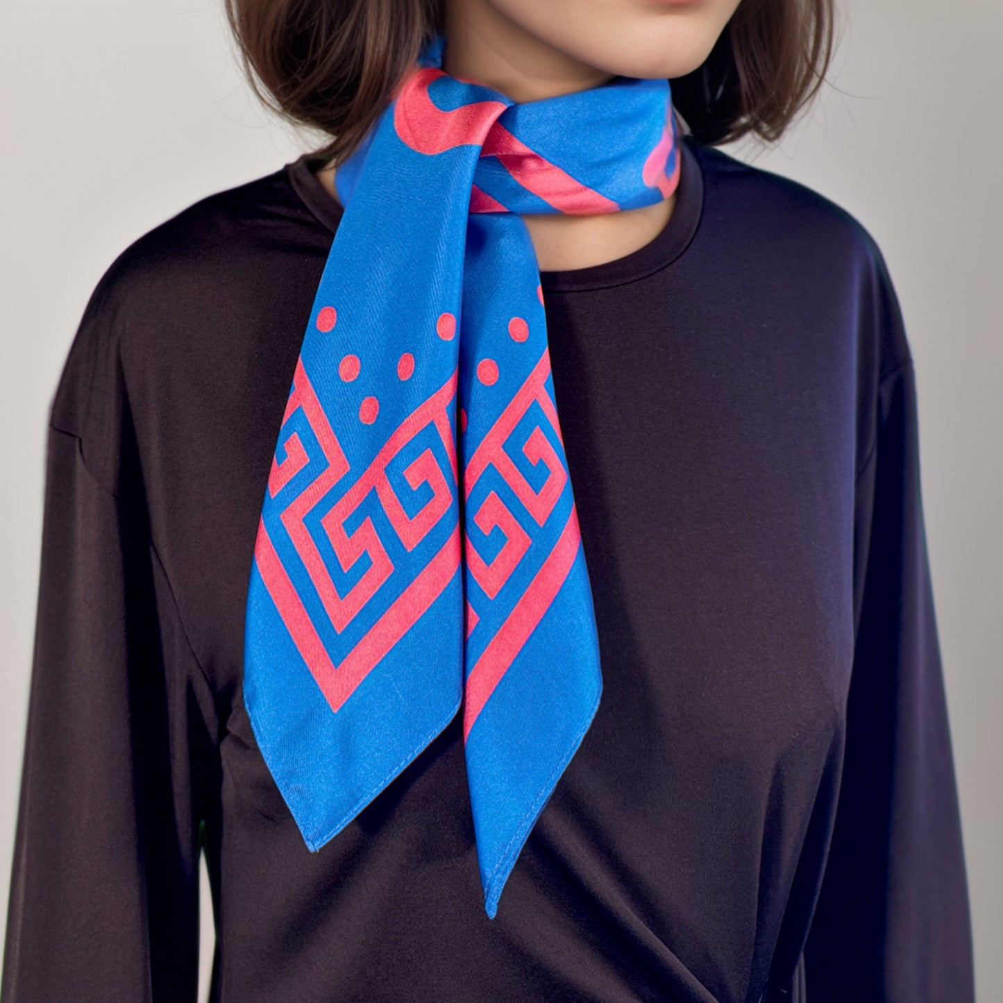 Cuadrado de seda Maya Pop "Kab'an" – Movimiento Tierra