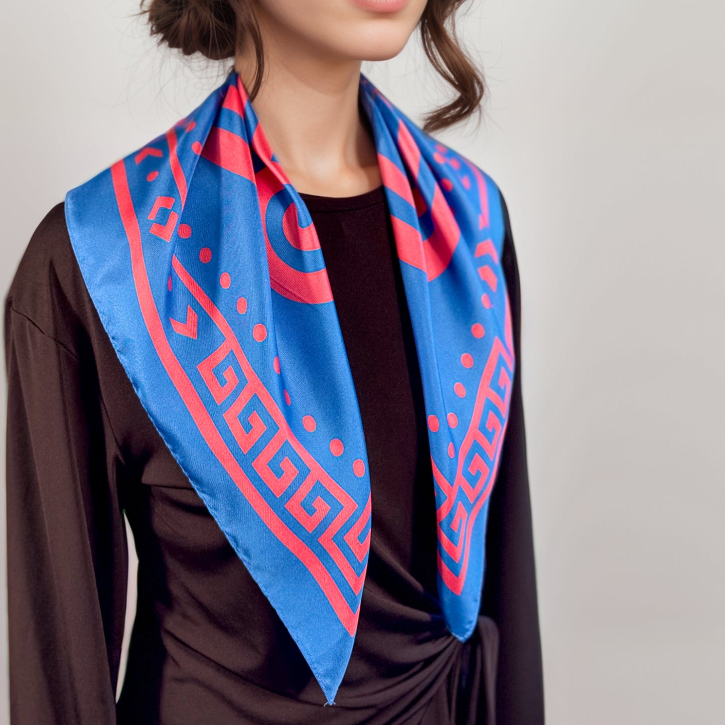 Cuadrado de seda Maya Pop "Kab'an" – Movimiento Tierra