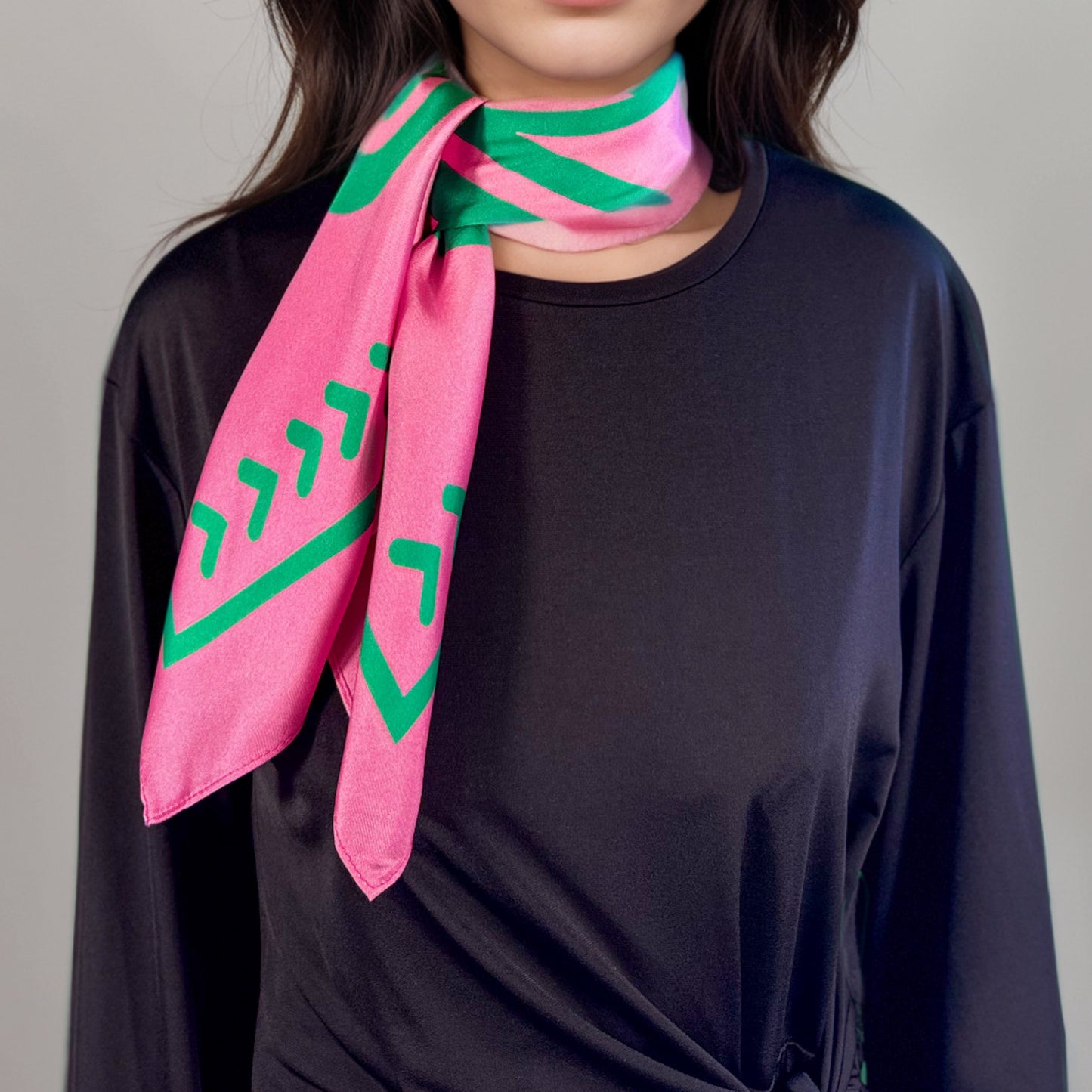 Carré de soie Maya Pop "K’an" – Force Fertile