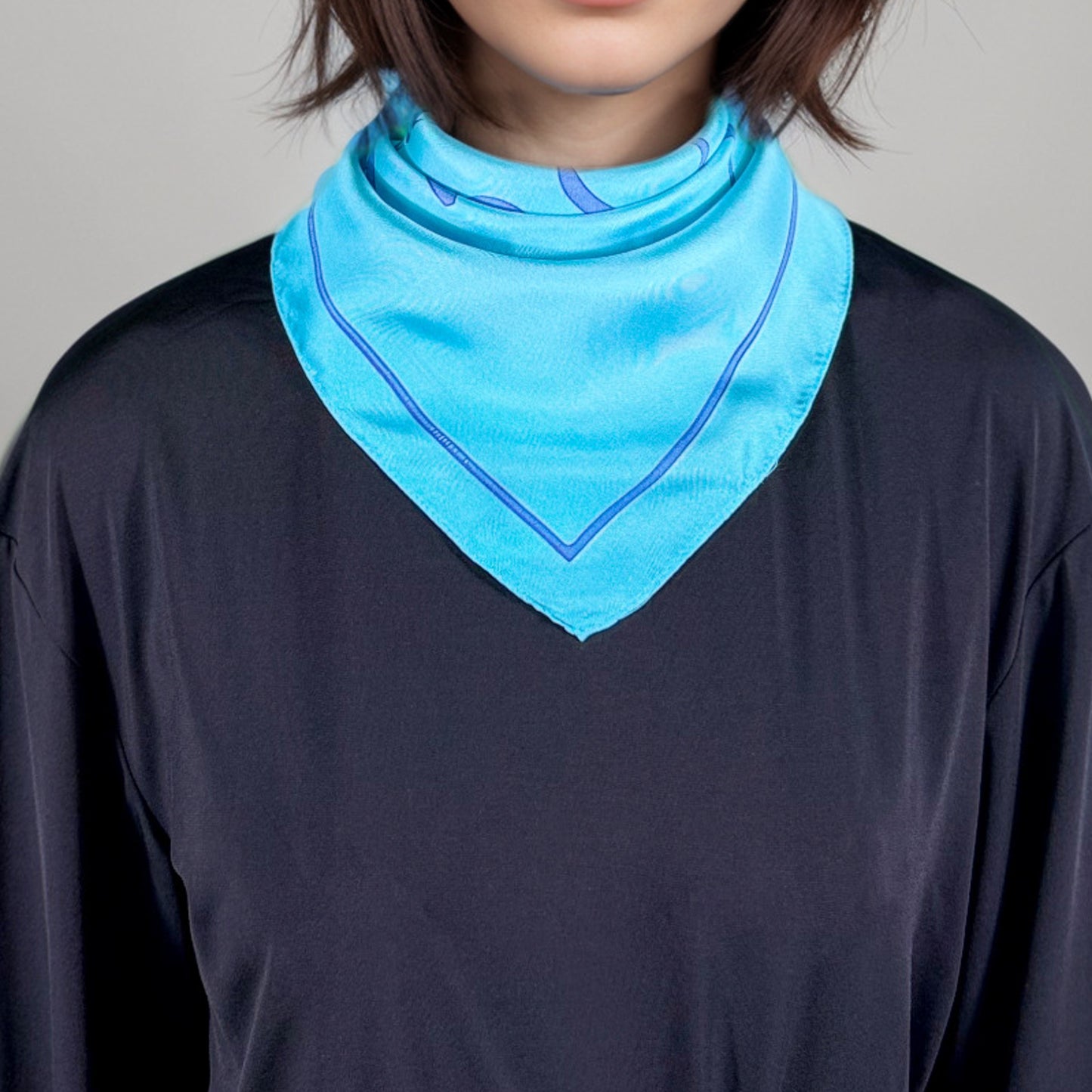 Carré de soie Aquarius – ZodiaPop 66 cm